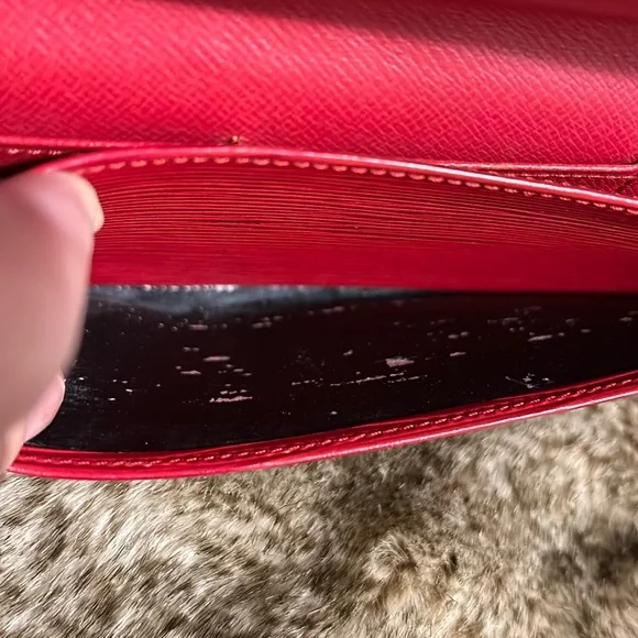 Rare Louis Vuitton Red Epi Porte Yen 3 Cartes Credit Bifold Long Wallet- Amazing - Picture 9 of 10